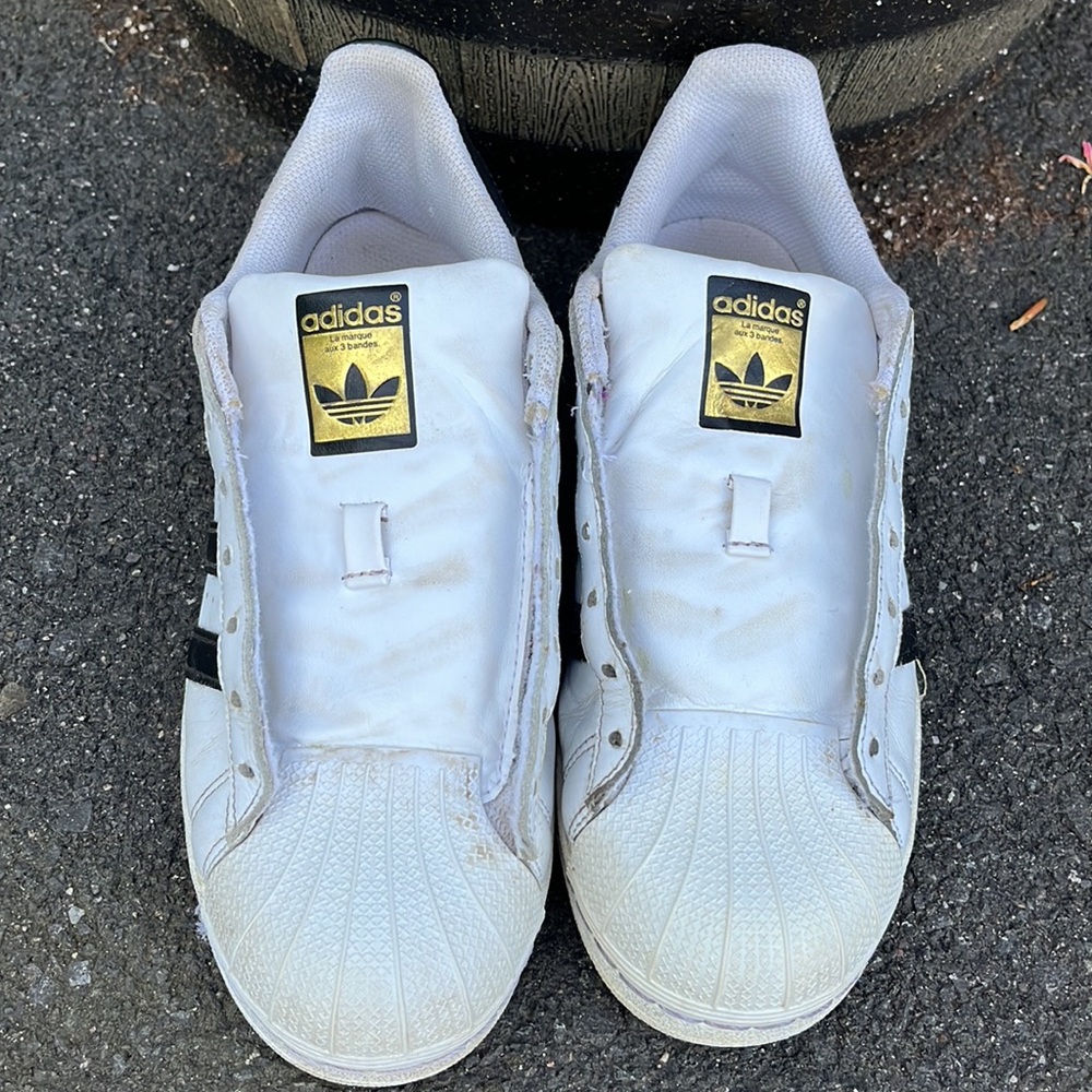 Adidas Superstar - Picture 2 of 9